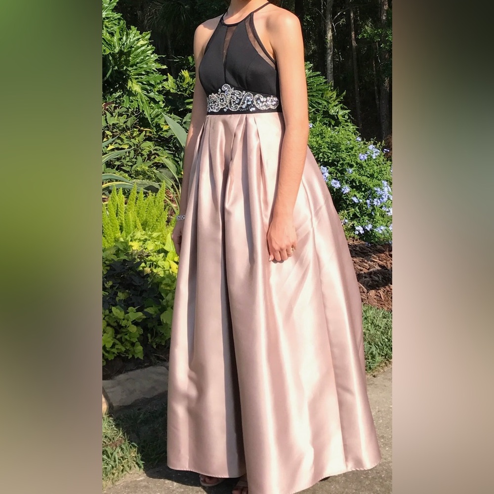 Nights by Teeze Me,  size 3  black and cream floor length with pockets.